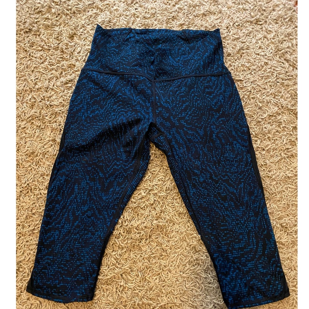 Lululemon Train Times Crop (17”)